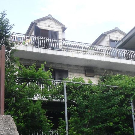 Apartments Coso Zlatne Njive Bb Cattaro Esterno foto