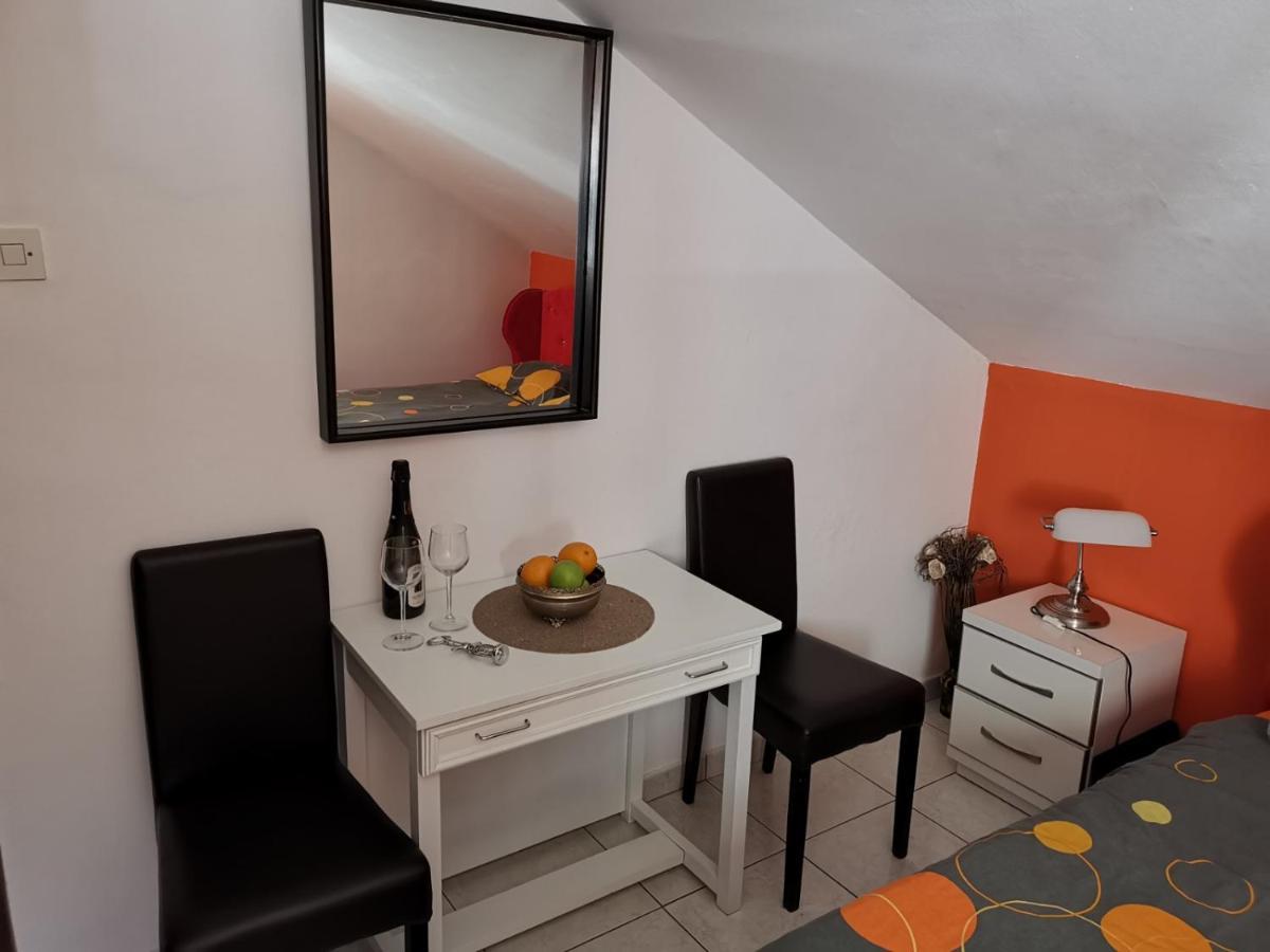 Apartments Coso Zlatne Njive Bb Cattaro Esterno foto