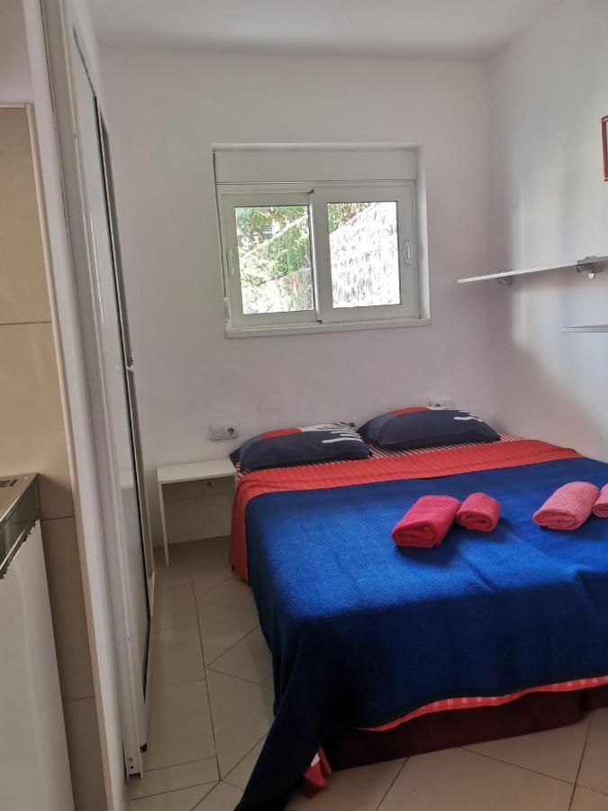Apartments Coso Zlatne Njive Bb Cattaro Esterno foto