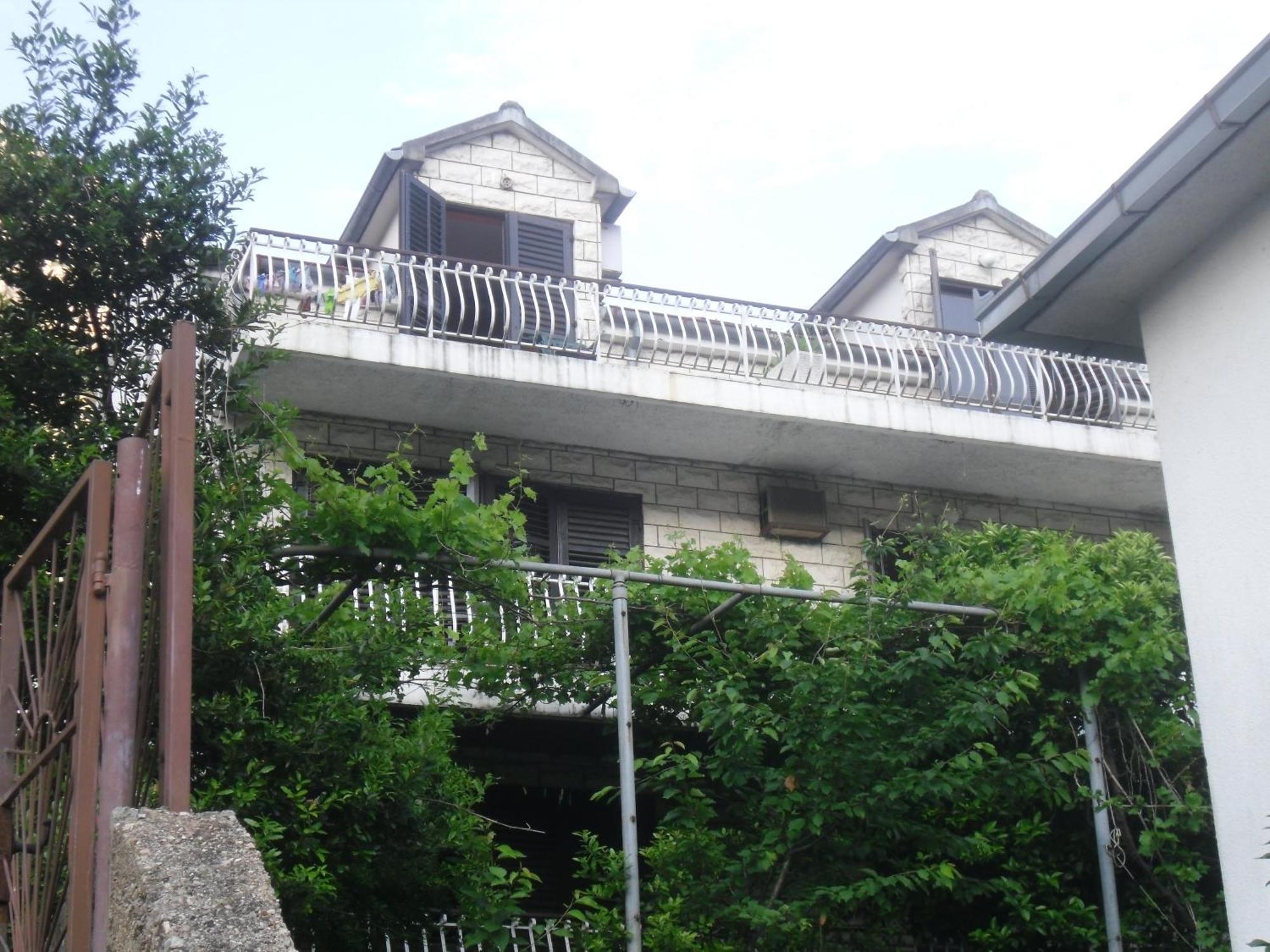 Apartments Coso Zlatne Njive Bb Cattaro Esterno foto